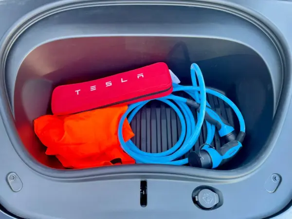 Tesla Model 3 Long Range Tração Integral 12