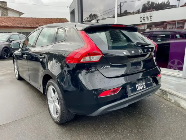 Volvo V40 2.0 D2 Kinetic Eco 6