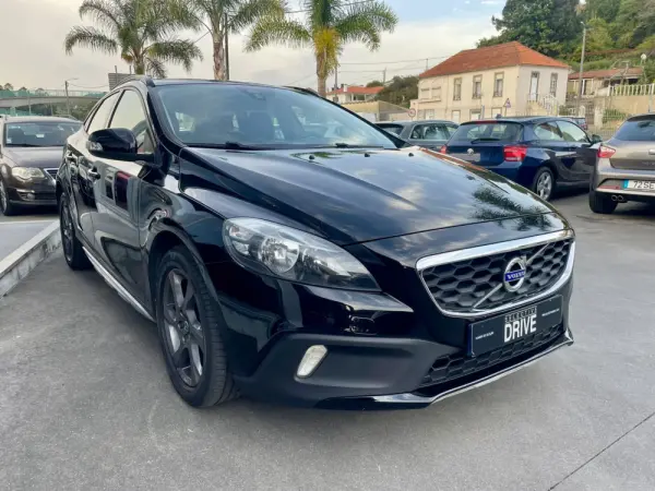 Volvo V40 Cross Country 2.0 D2 Momentum 3