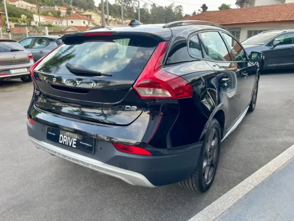 Volvo V40 Cross Country 2.0 D2 Momentum 4