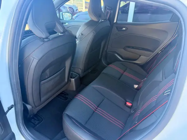 Renault Clio 1.0 TCe RS Line 11