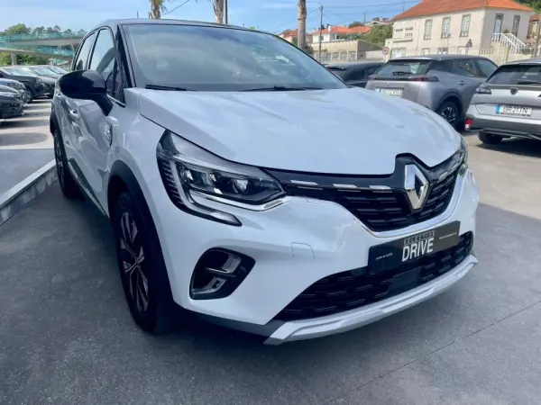 Renault Captur 1.0 TCe Exclusive Bi-Fuel 3