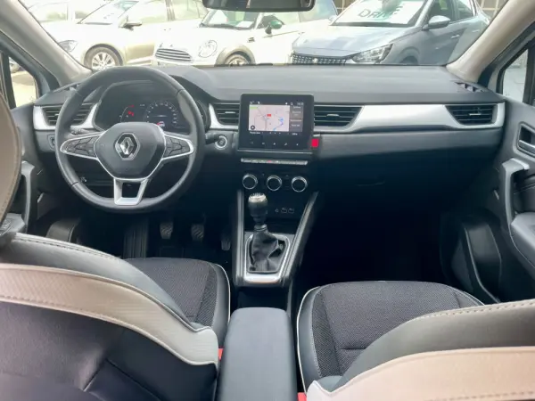 Renault Captur 1.0 TCe Exclusive Bi-Fuel 8