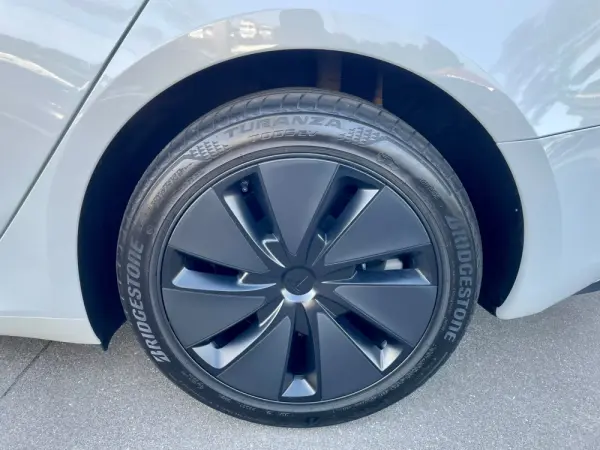 Tesla Model 3 Tração Traseira Premium 12