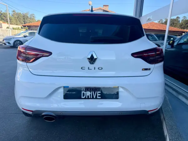 Renault Clio 1.0 TCe RS Line 5