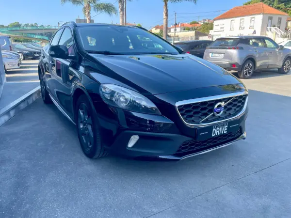 Volvo V40 Cross Country 1.6 D2 Momentum 3