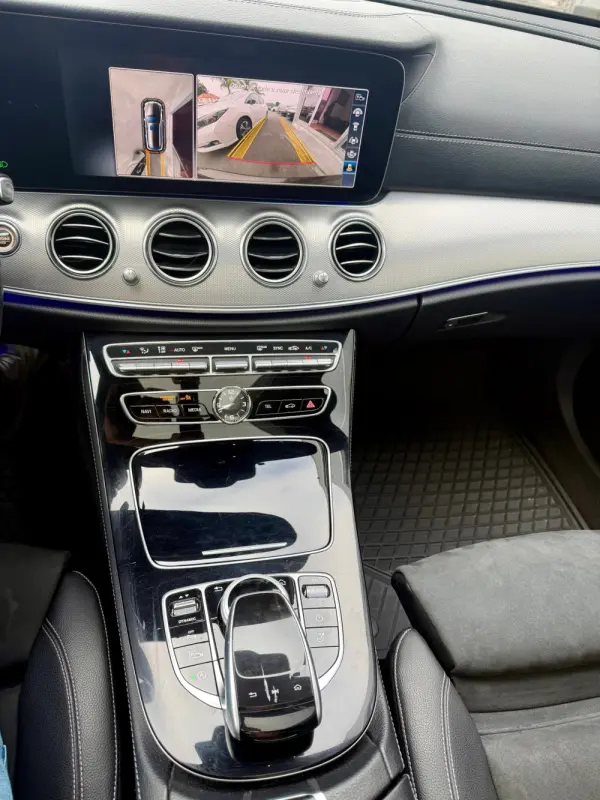 Mercedes-Benz E 220 d AMG Line 15