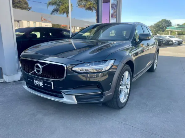Volvo V90 Cross Country 2.0 D4 AWD 1