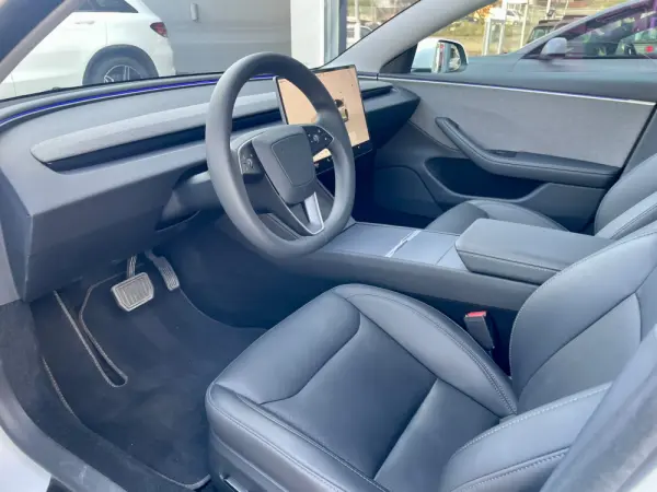 Tesla Model 3 Tração Traseira 9