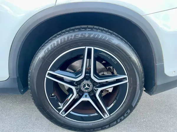 Mercedes-Benz GLC 200 4Matic 9G-TRONIC Edition AMG Line 7