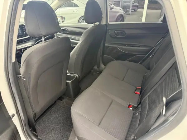 Hyundai i20 1.2 Comfort 11