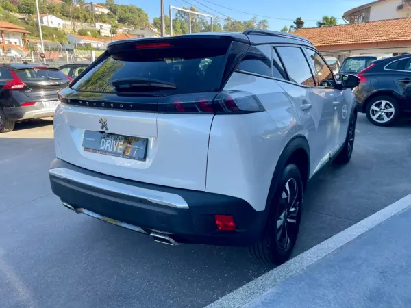 Peugeot 2008 1.2 PureTech GT Line 4