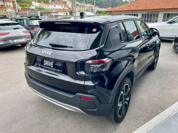 Jeep Avenger 54 kWh Summit 4