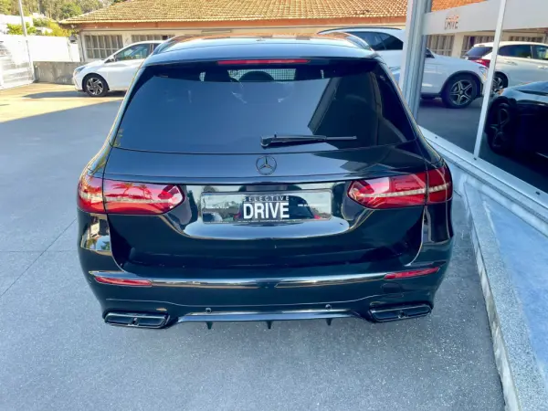 Mercedes-Benz E 300 d AMG Line 5