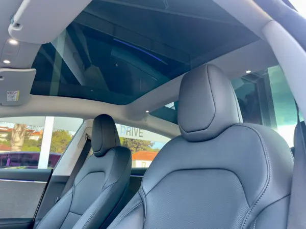 Tesla Model 3 Tração Traseira 14