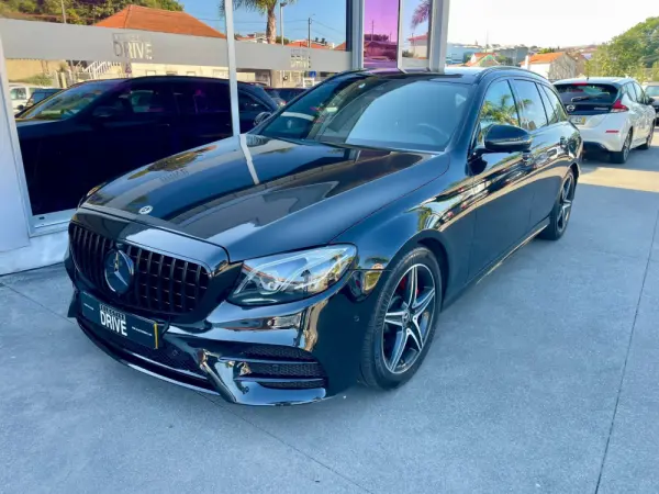 Mercedes-Benz E 300 d AMG Line 1