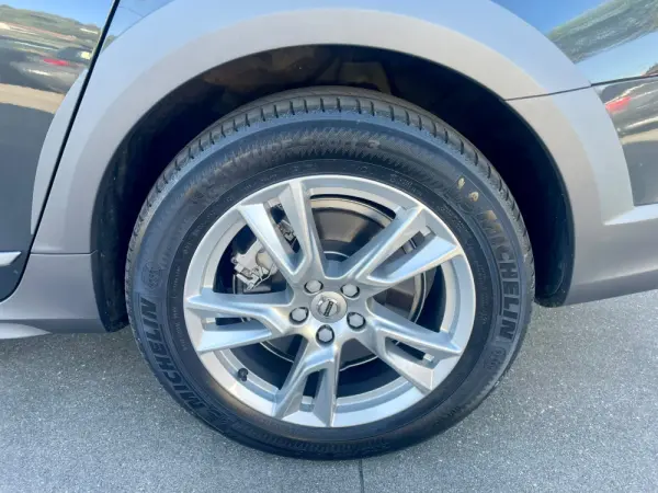 Volvo V90 Cross Country 2.0 D4 AWD 7