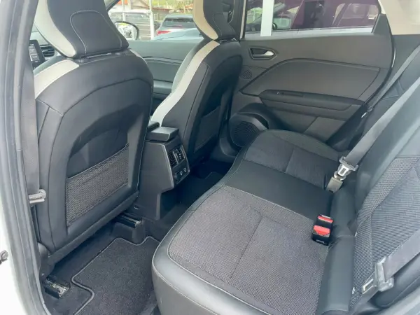 Renault Captur 1.0 TCe Exclusive Bi-Fuel 10