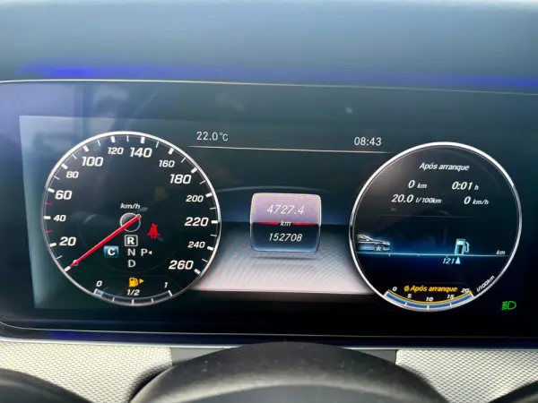 Mercedes-Benz E 220 d AMG Line 13