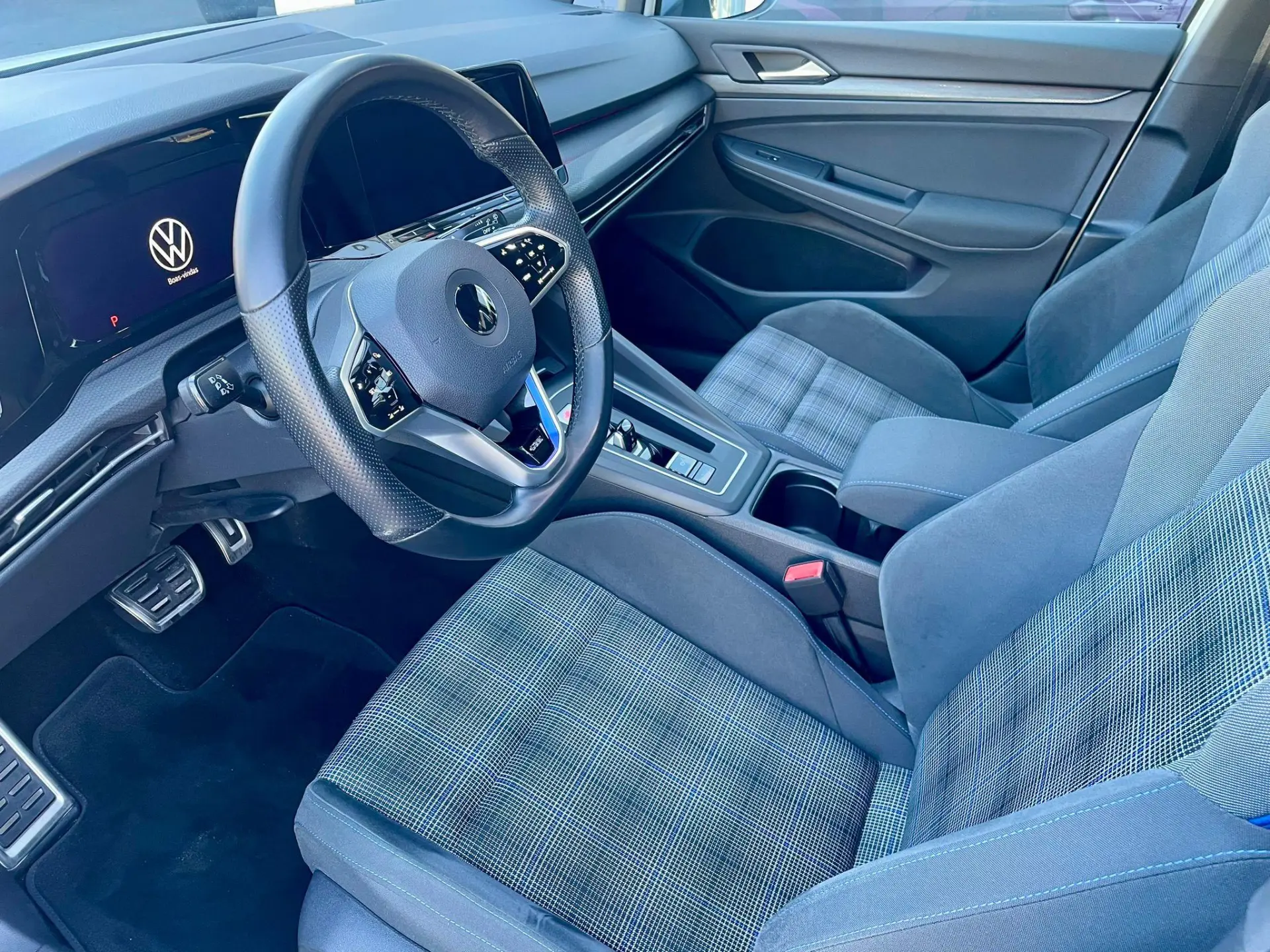 Volkswagen Golf 1.4 GTE Plug-in-Hybrid DSG 8