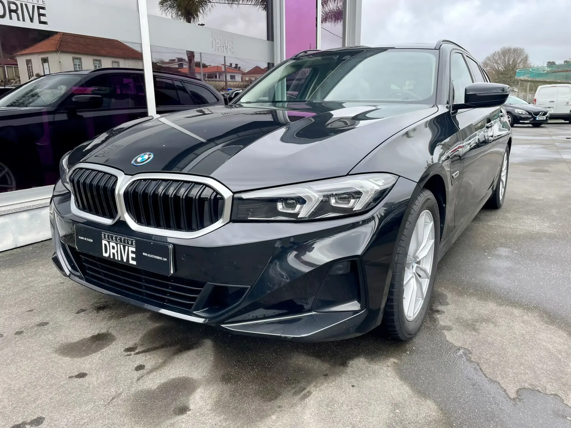BMW 320 e Corporate Edition Auto 1