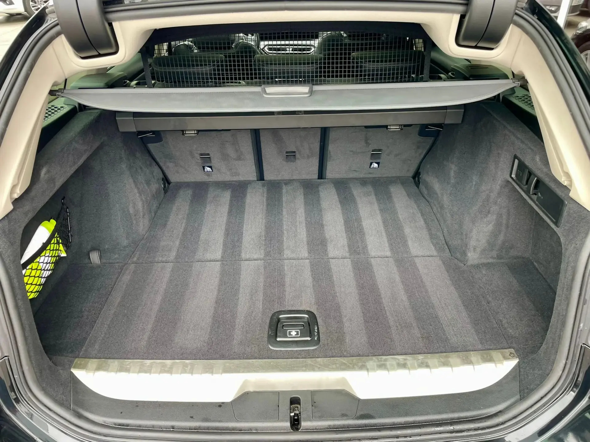 BMW 320 e Corporate Edition Auto 11