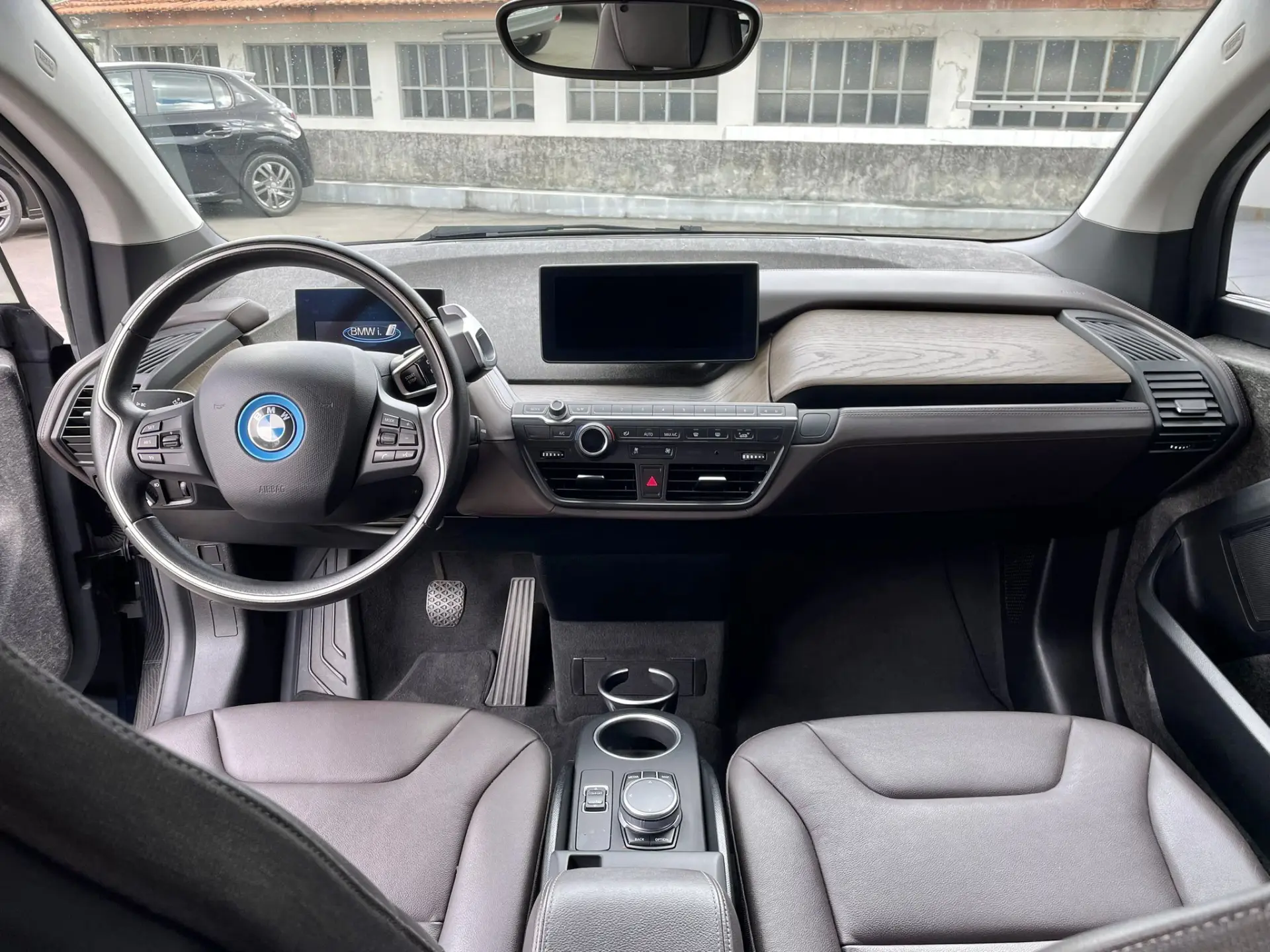 BMW i3 120Ah 8