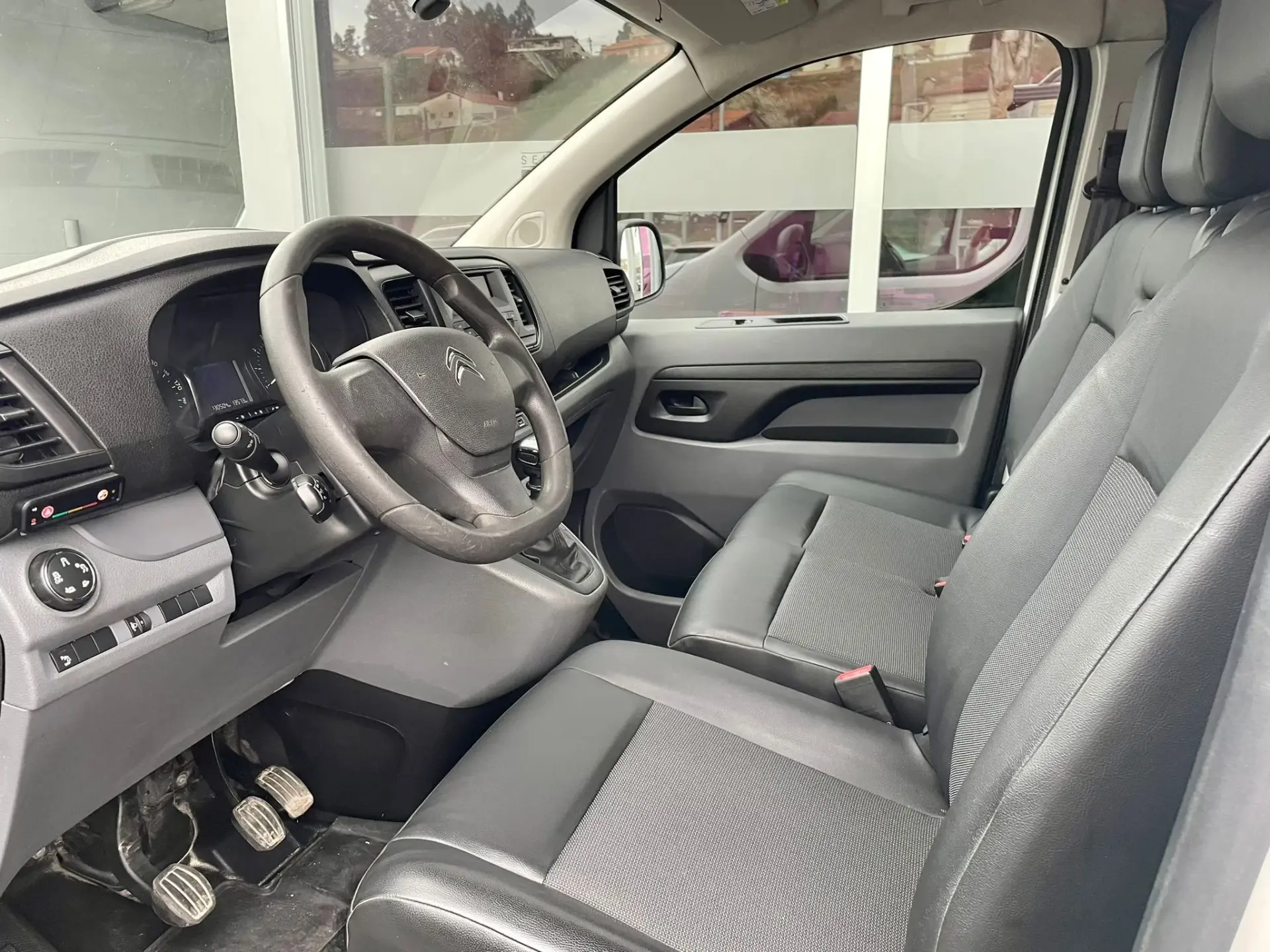 Citroen Jumpy Outro 9
