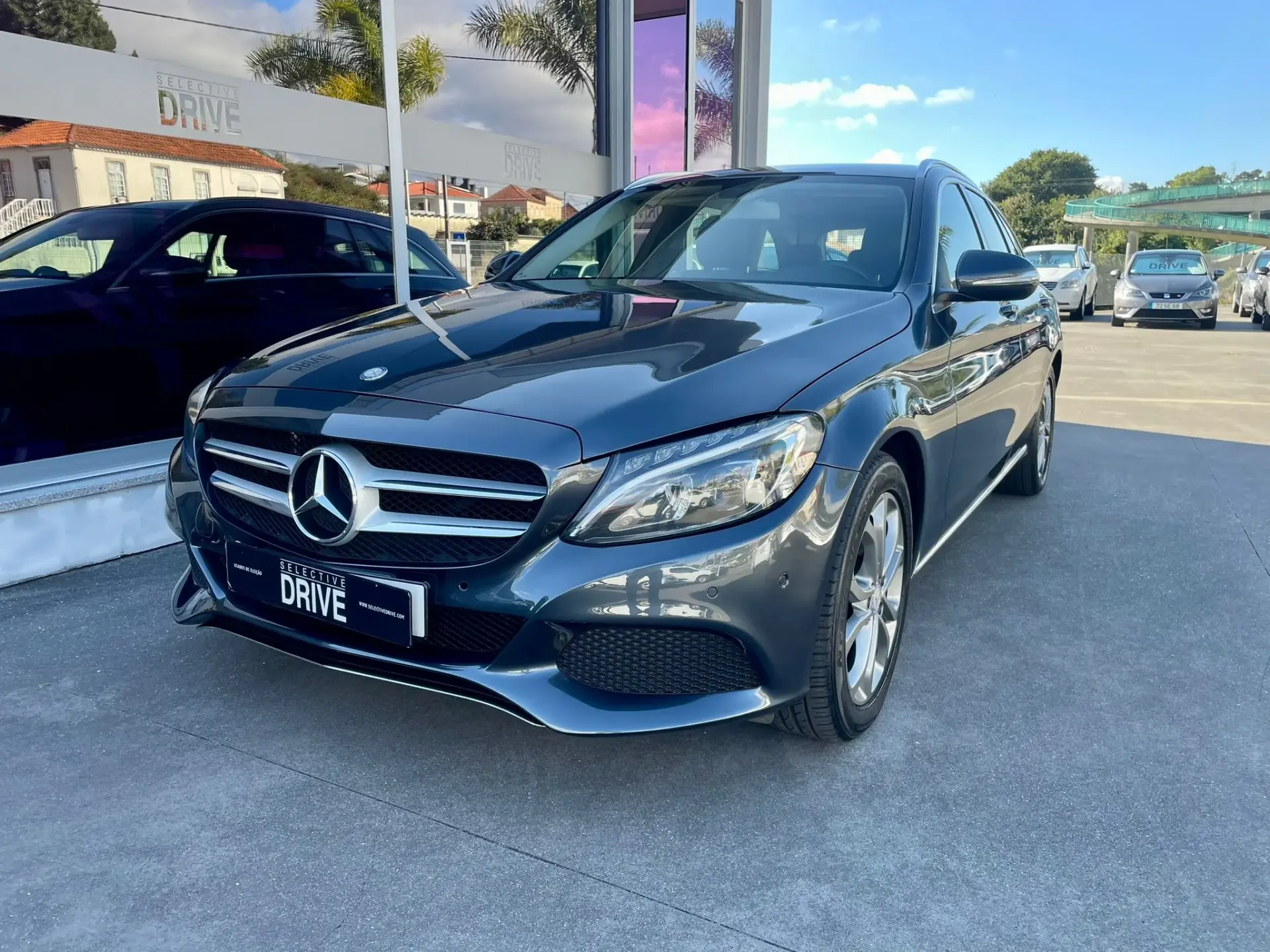 Mercedes-Benz C 220 (BlueTEC) d Station 7G-TRONIC Avantgarde 1