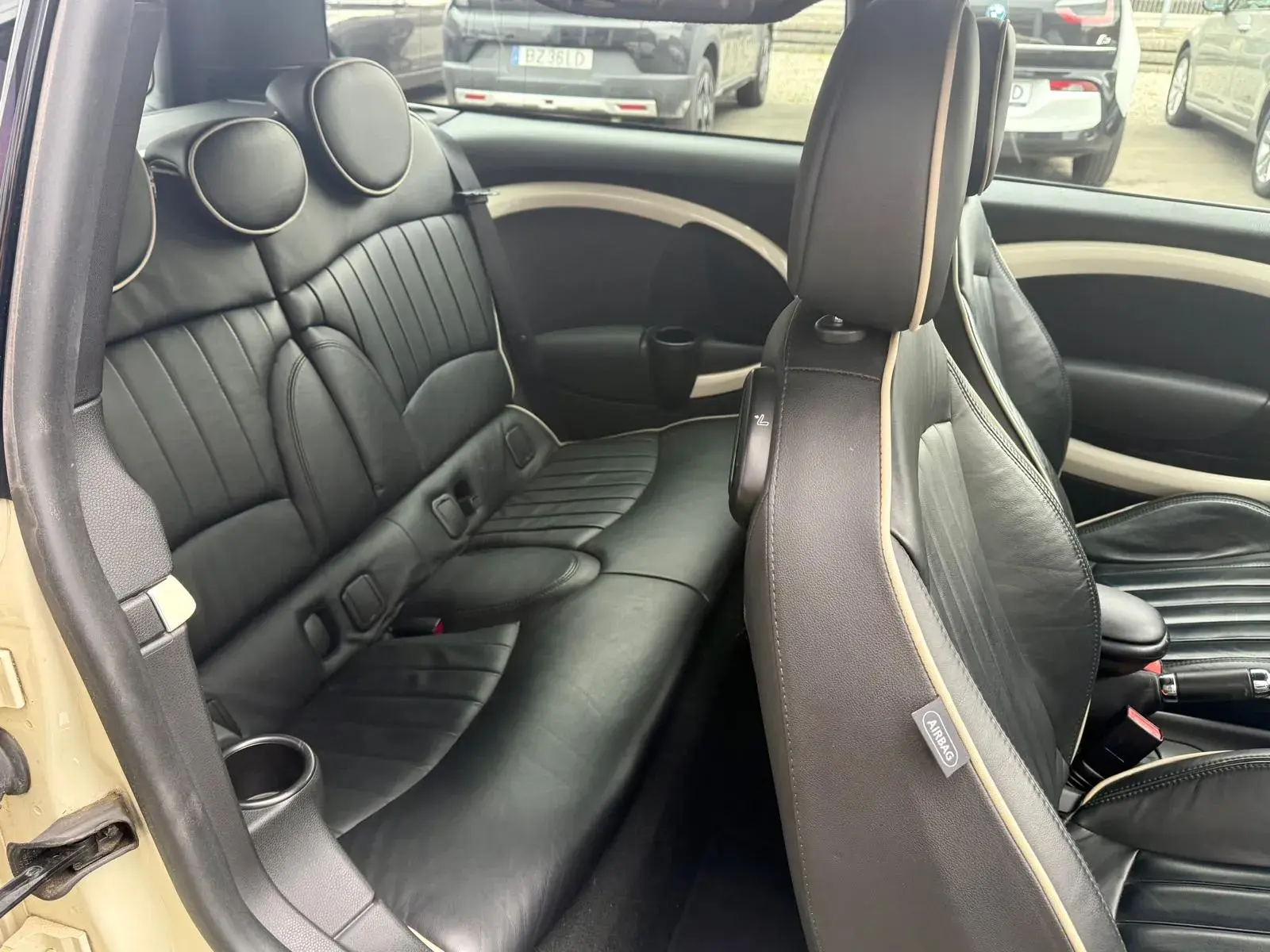 MINI Clubman Cooper D 11