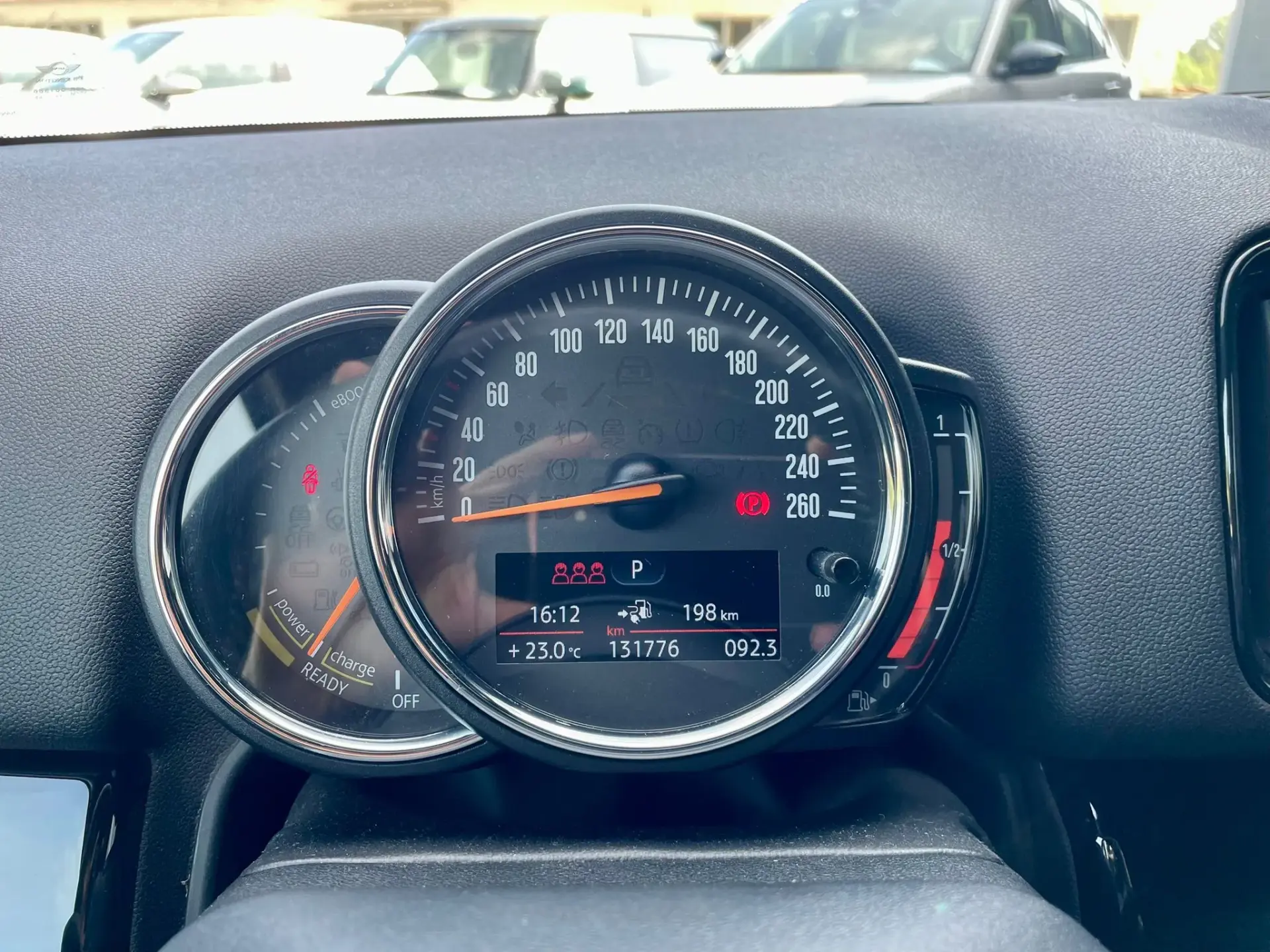MINI Countryman Cooper SE ALL4 Auto 12