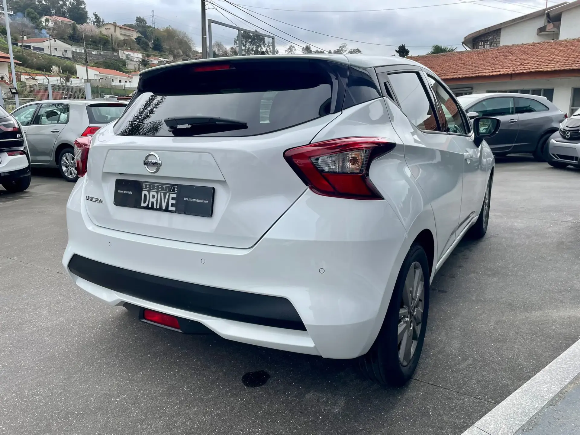 Nissan Micra 1.0 IG-T N-Connecta 4