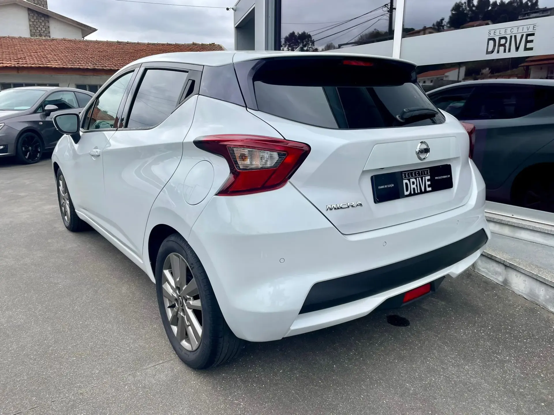 Nissan Micra 1.0 IG-T N-Connecta 6