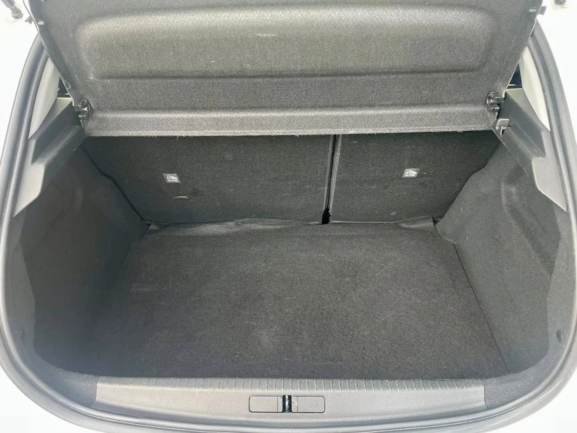 Opel Corsa 1.2 Business Edition 11