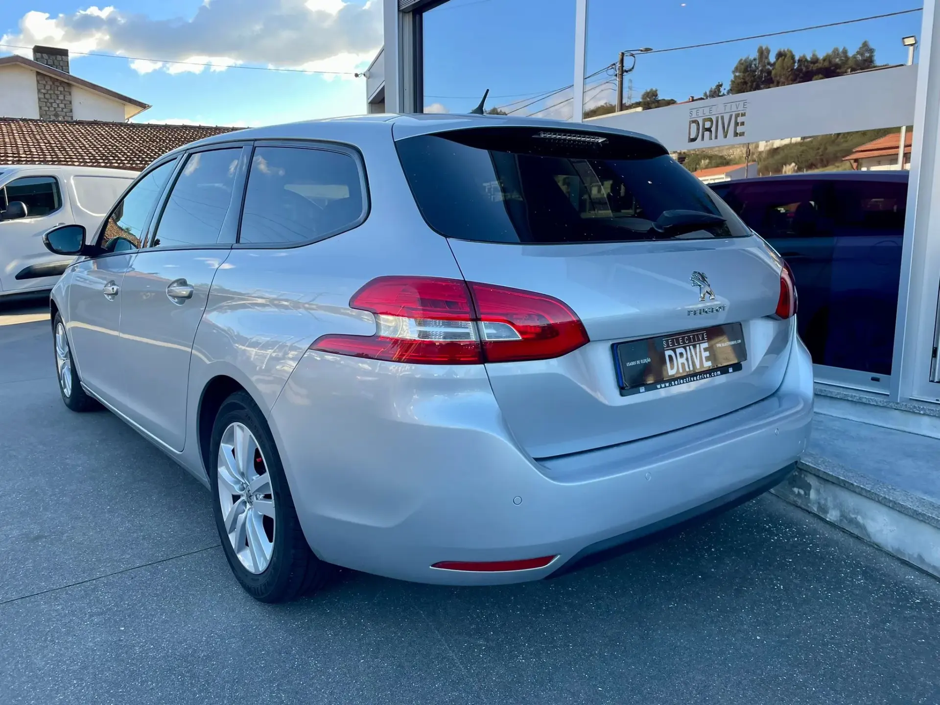 Peugeot 308 SW 1.6 BlueHDi Allure 6