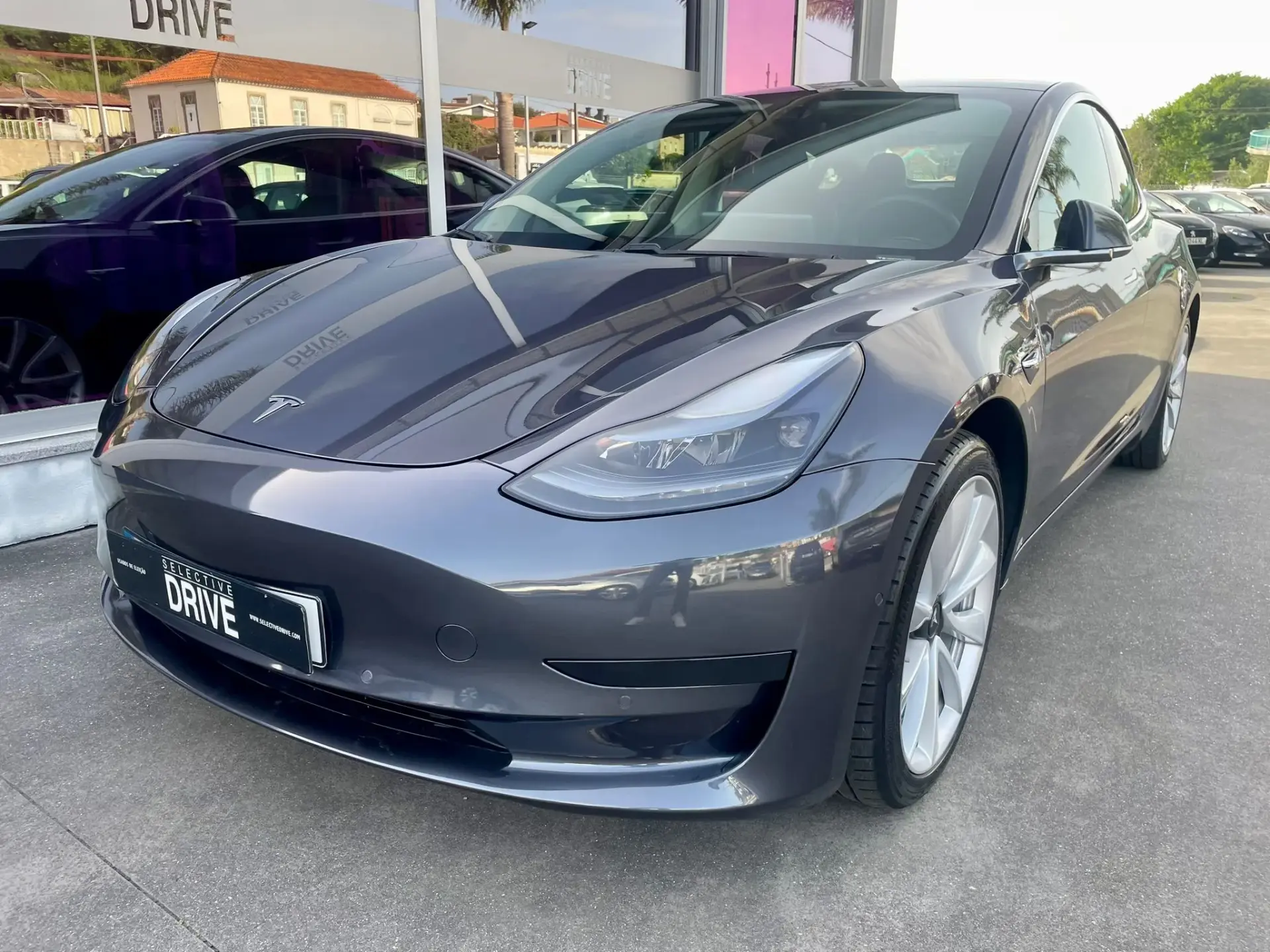 Tesla Model 3 Standard Range Plus RWD 1