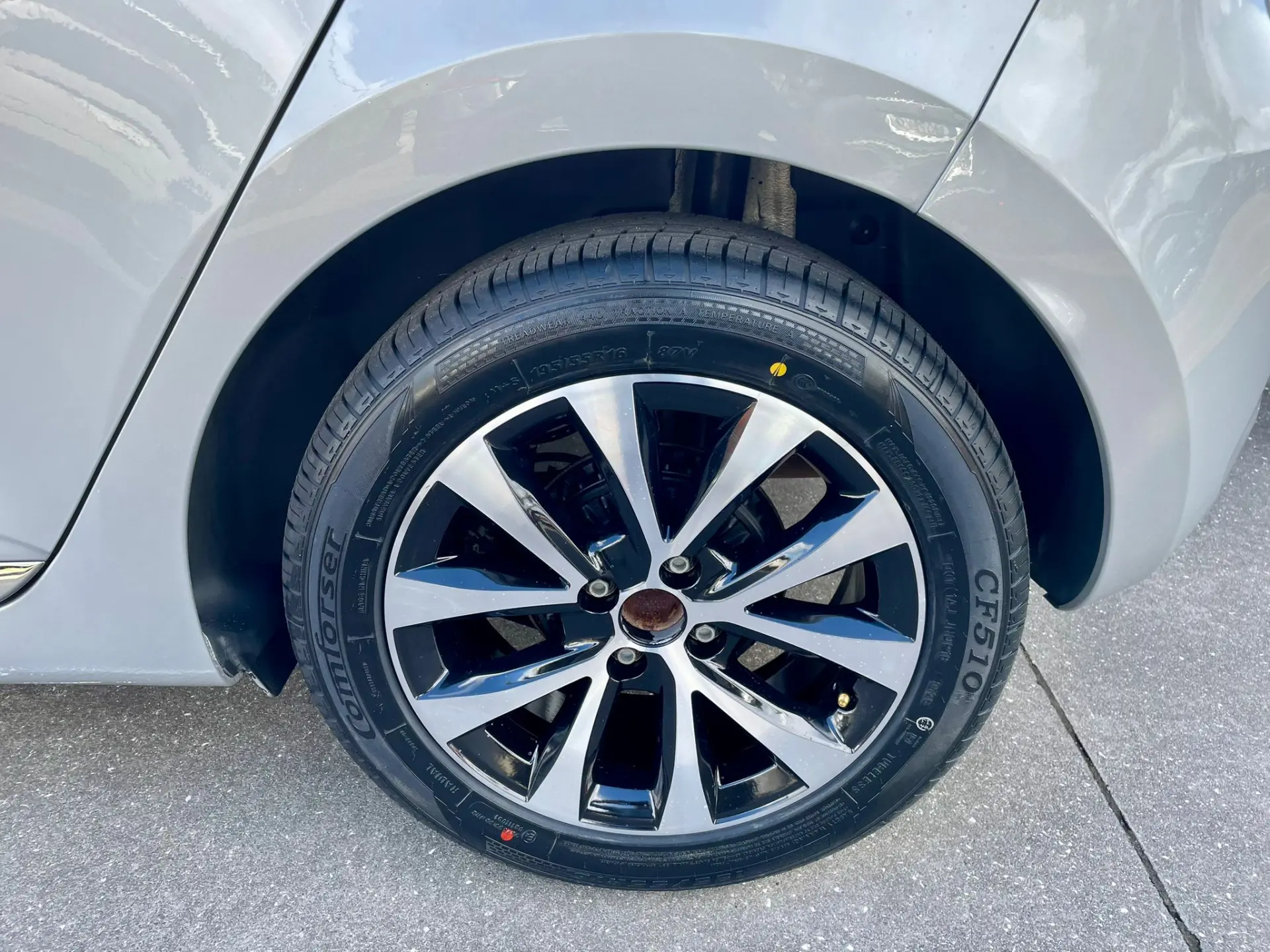 Renault Clio 1.0 TCe Intens 7
