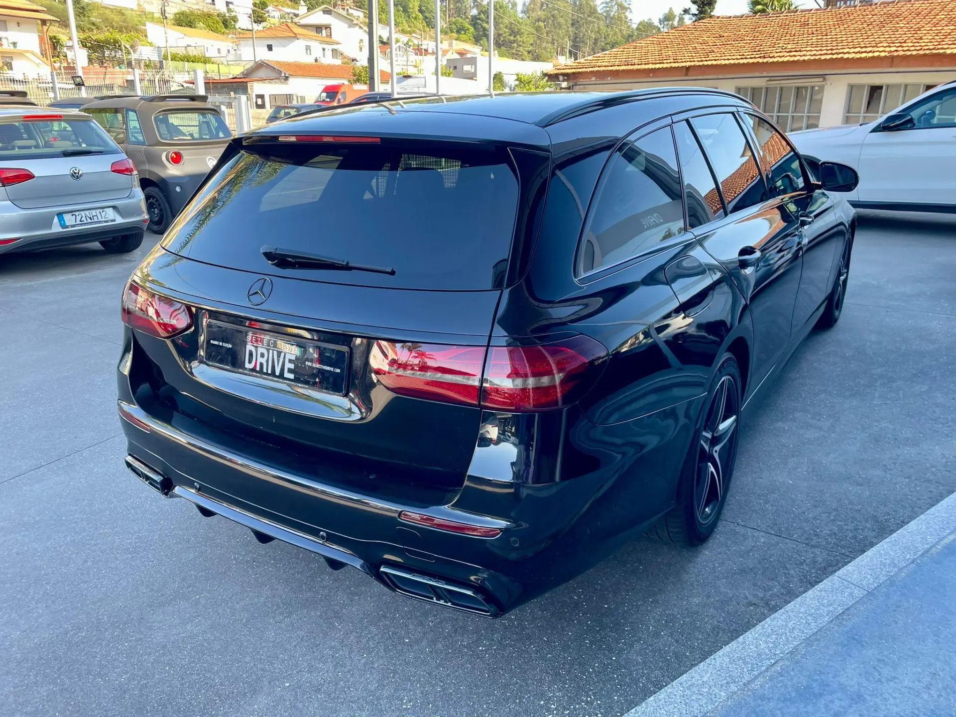 Mercedes-Benz E 300 d AMG Line 4
