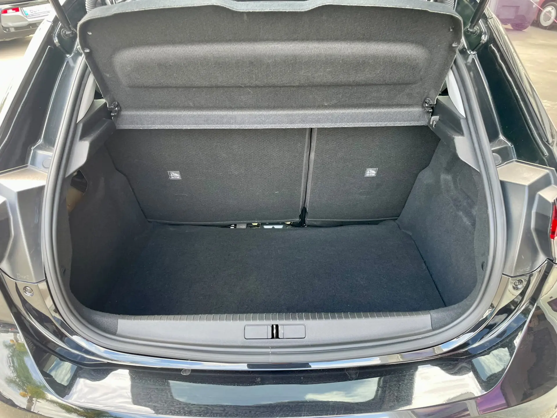 Opel Corsa 1.5 D Business Edition 11