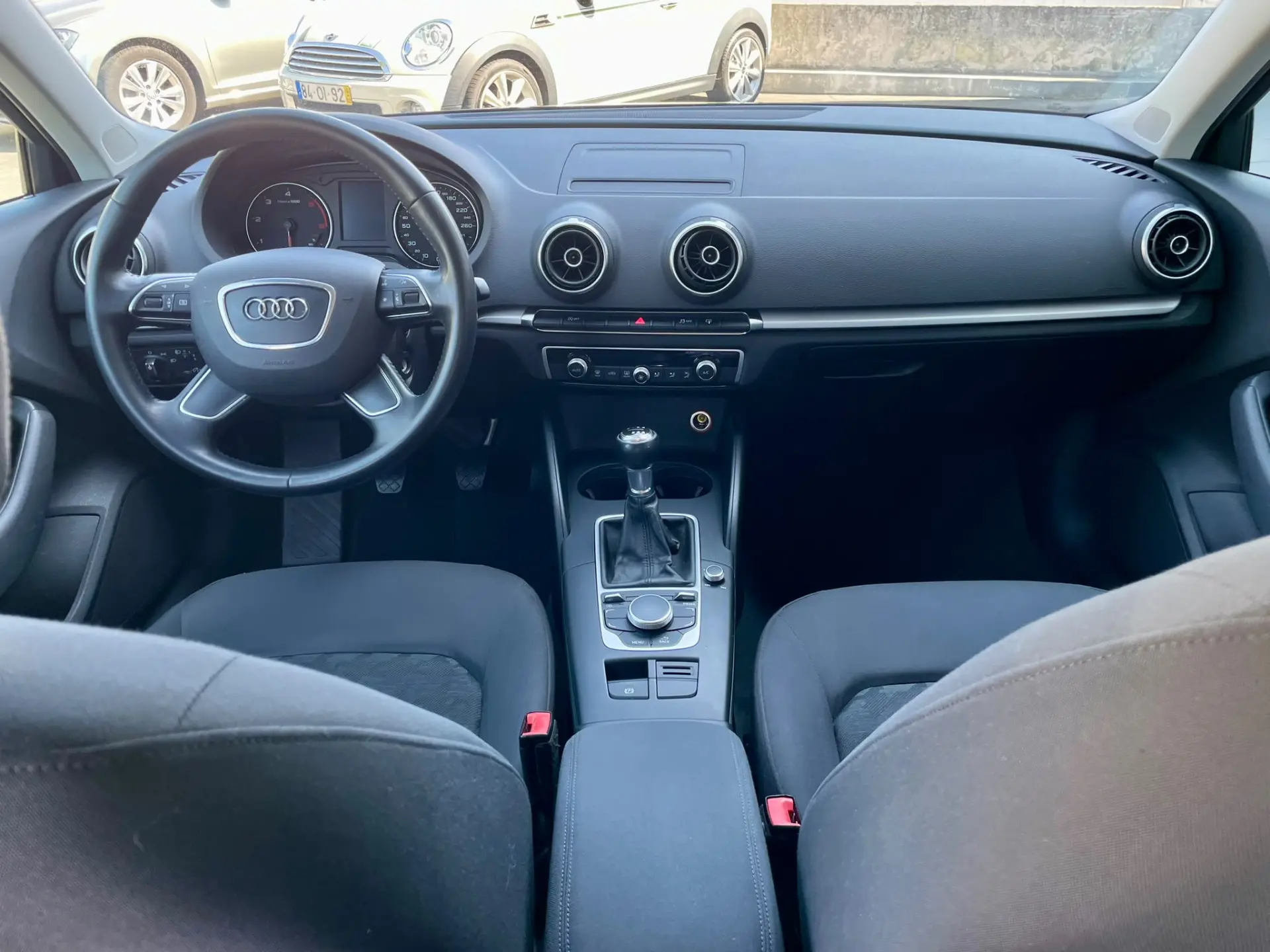 Audi A3 Sportback 1.6 TDI Attraction Ultra 8