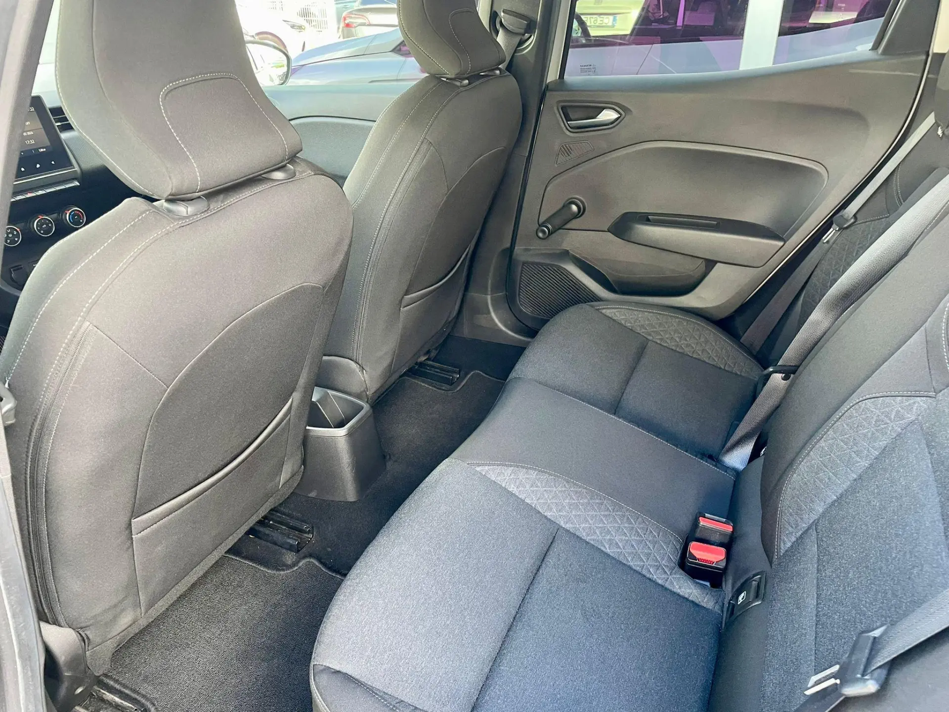 Renault Clio 1.0 TCe Intens 10