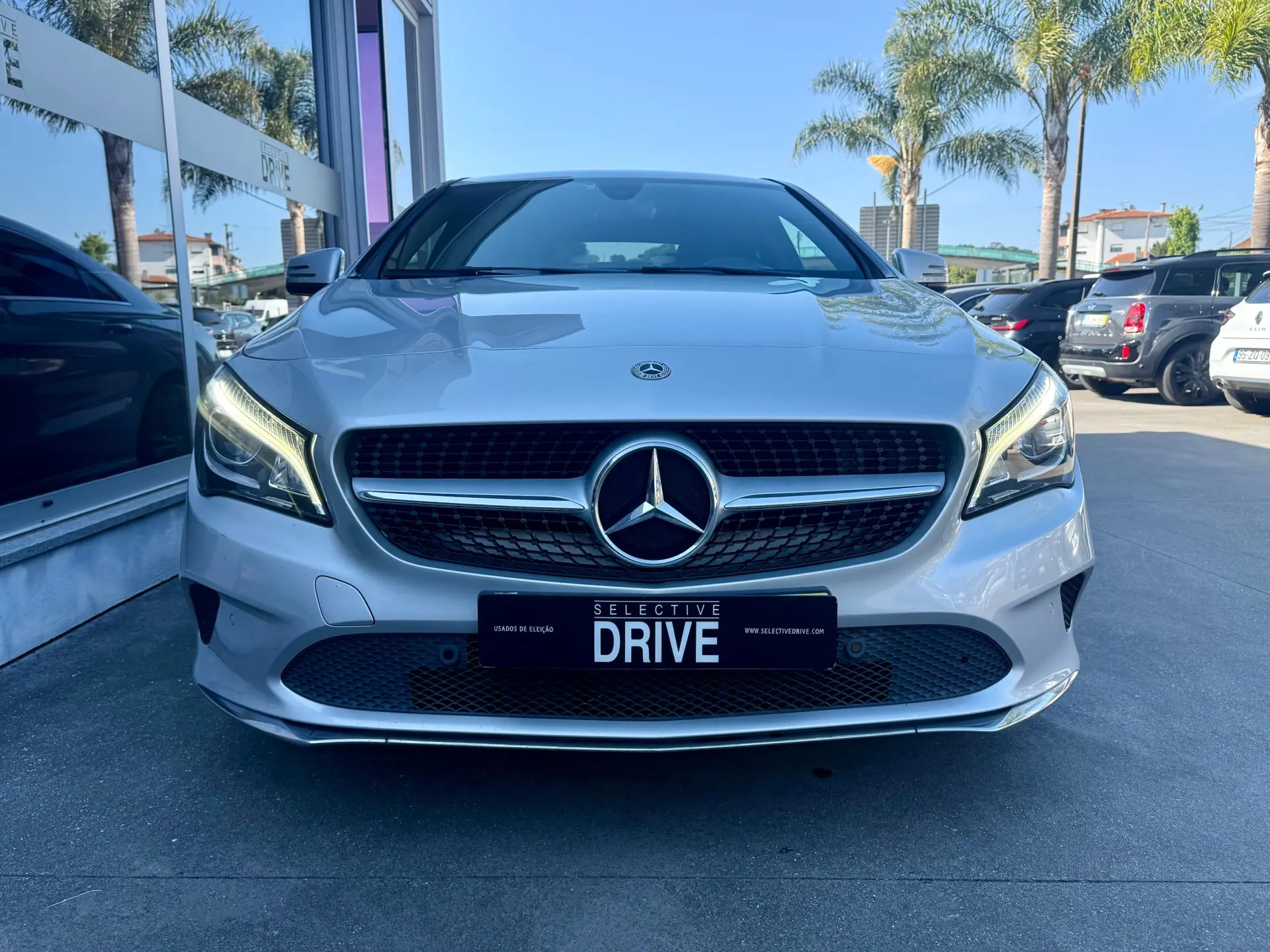 Mercedes-Benz CLA 180 d Urban 2