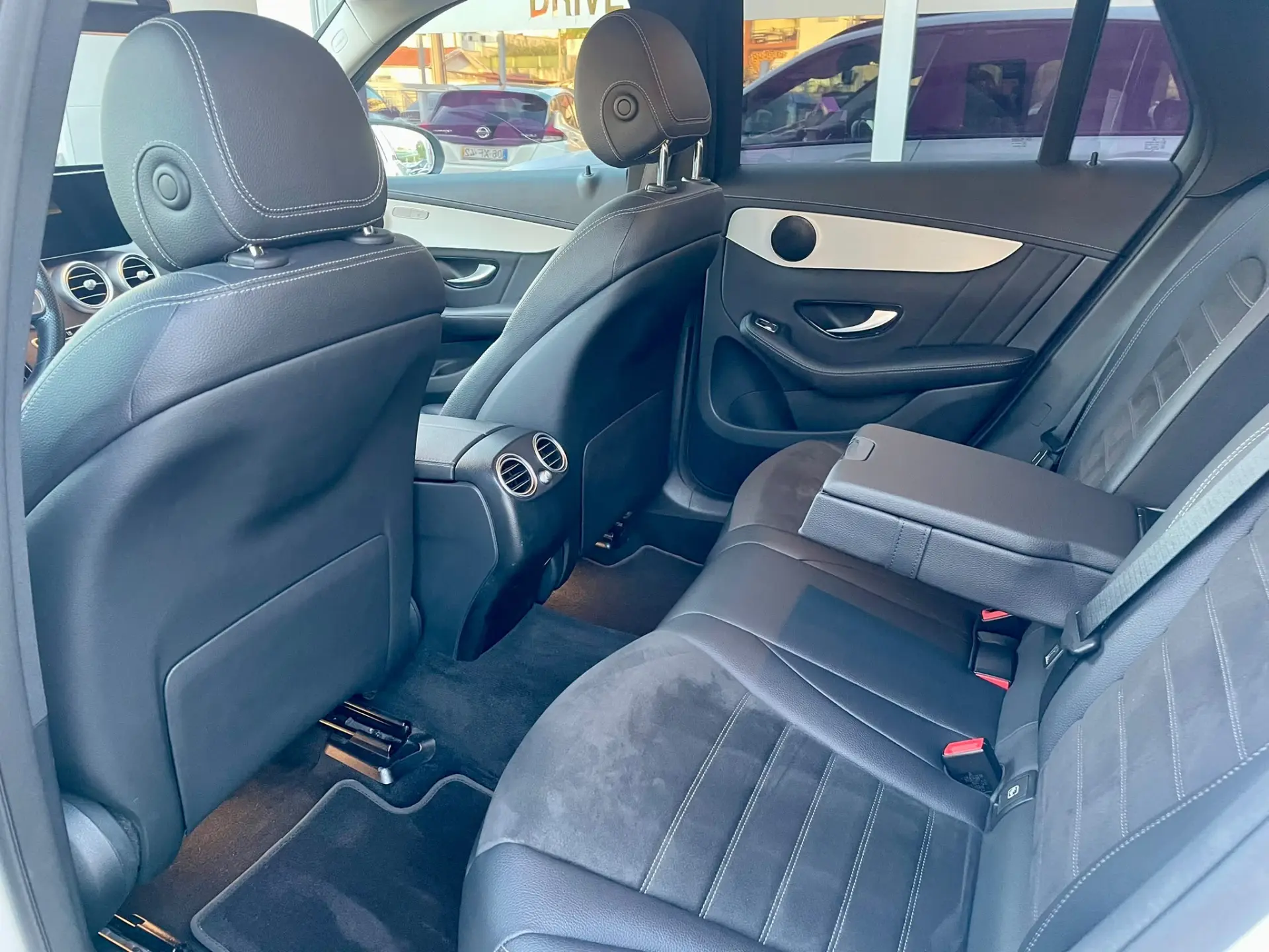 Mercedes-Benz GLC 200 4Matic 9G-TRONIC Edition AMG Line 10