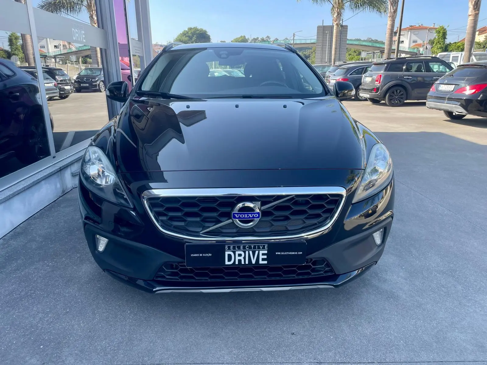 Volvo V40 Cross Country 1.6 D2 Momentum 2