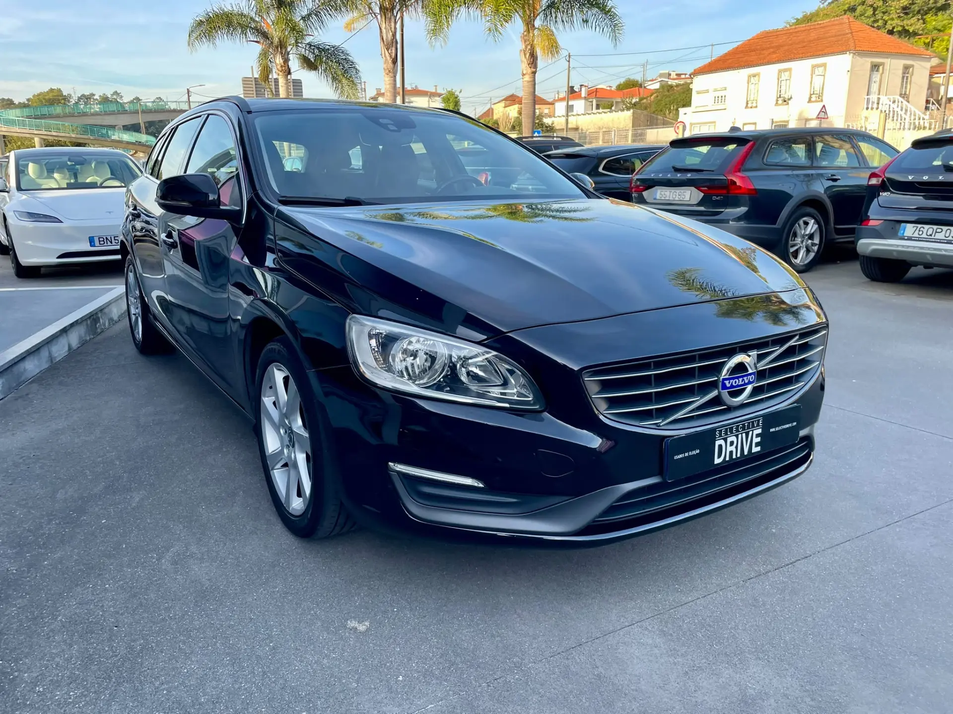 Volvo V60 1.6 D2 Drive Momentum Powershift Start/Stop 3