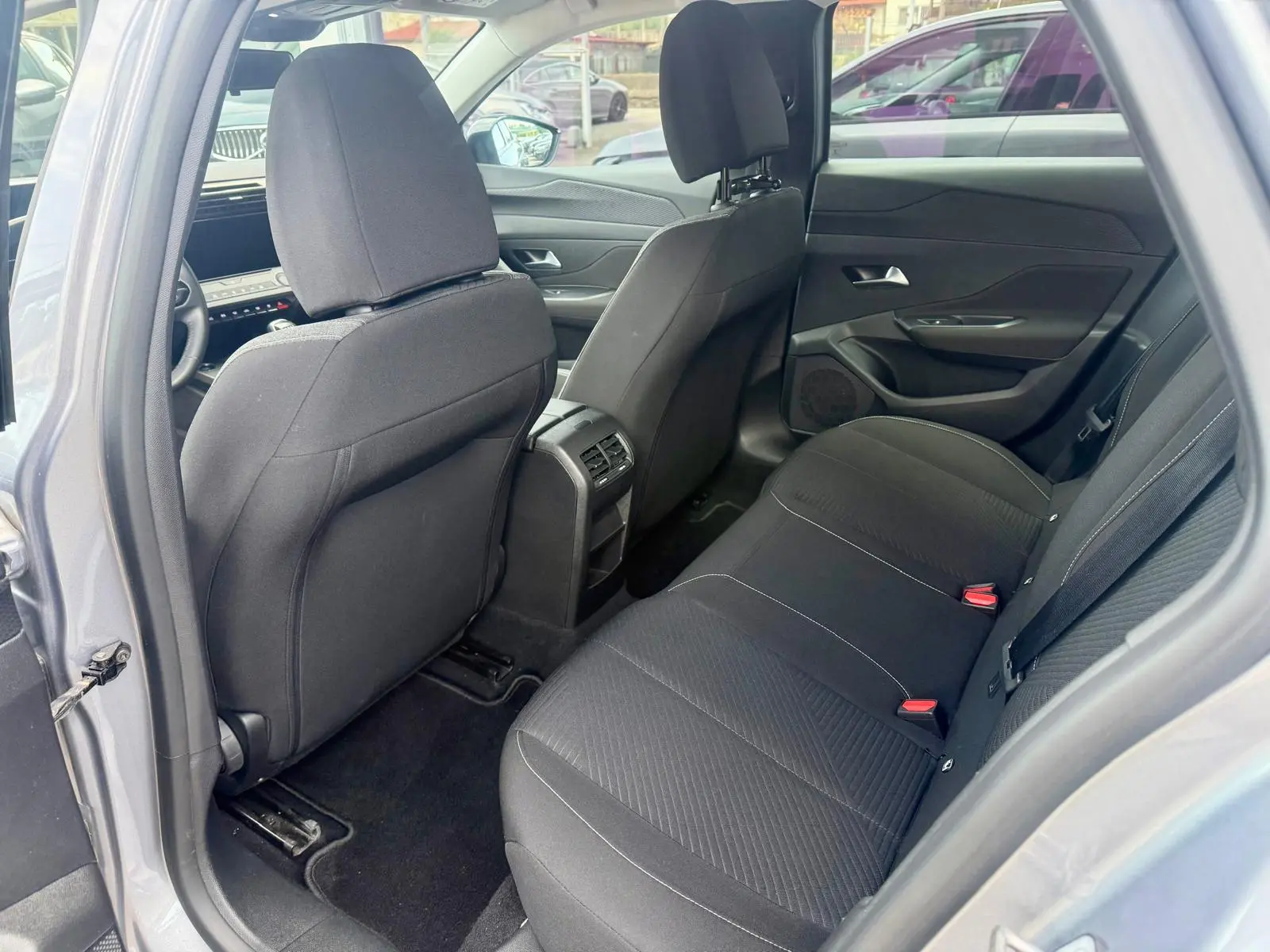 Peugeot 308 SW 1.5 BlueHDi Allure Pack 10