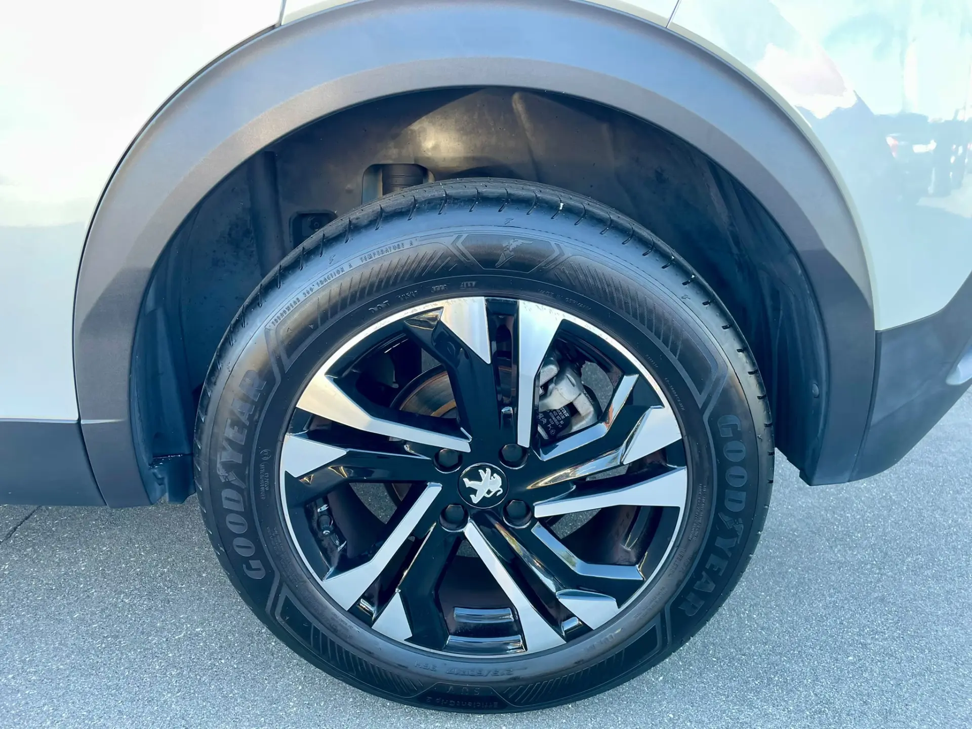 Peugeot 2008 1.2 PureTech GT Line 11