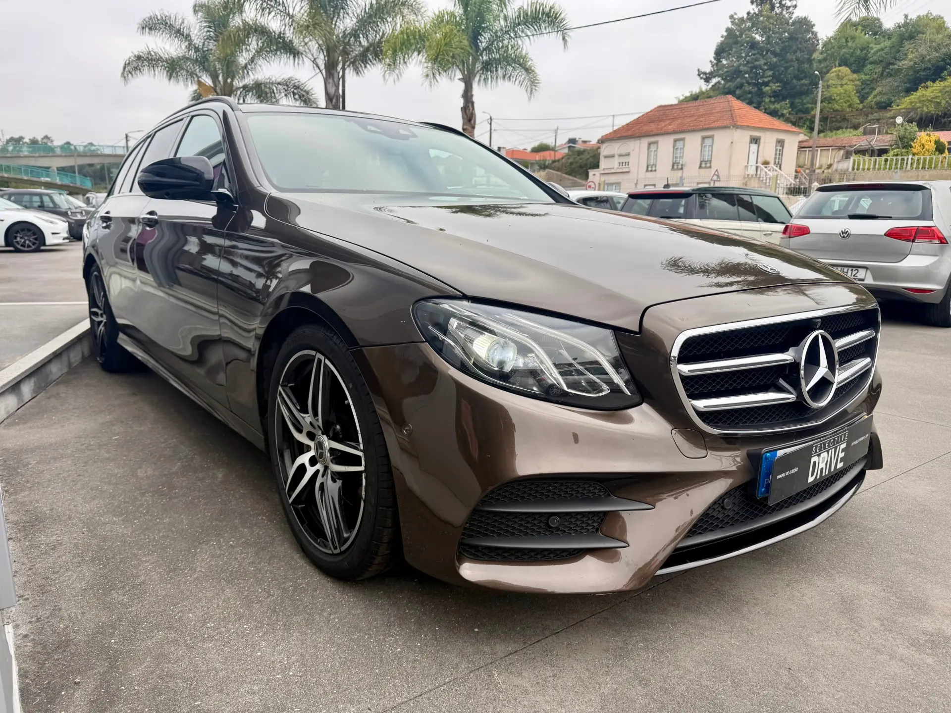 Mercedes-Benz E 220 d AMG Line 3