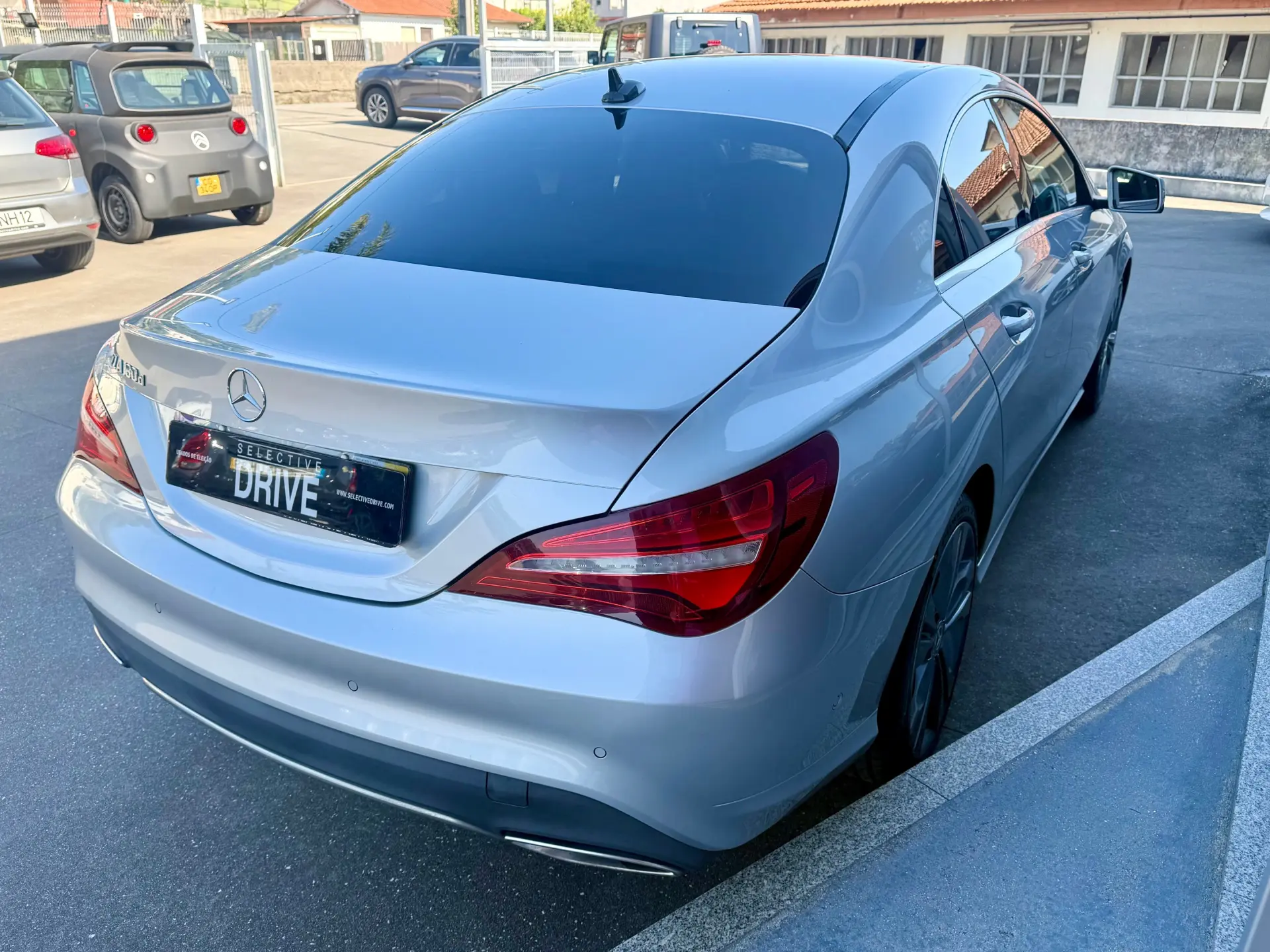 Mercedes-Benz CLA 180 d Urban 4