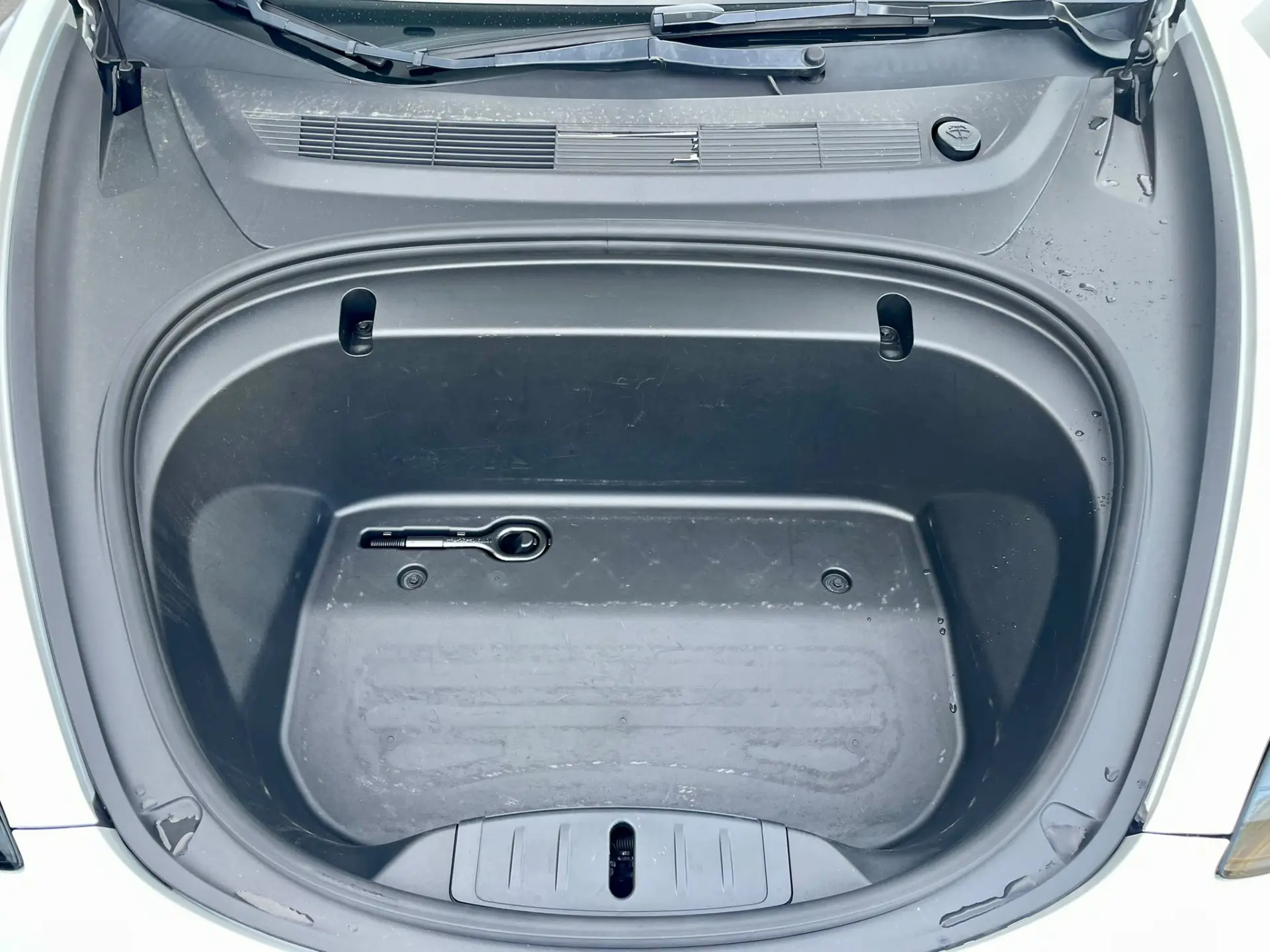 Tesla Model 3 Standard Range Plus RWD 11